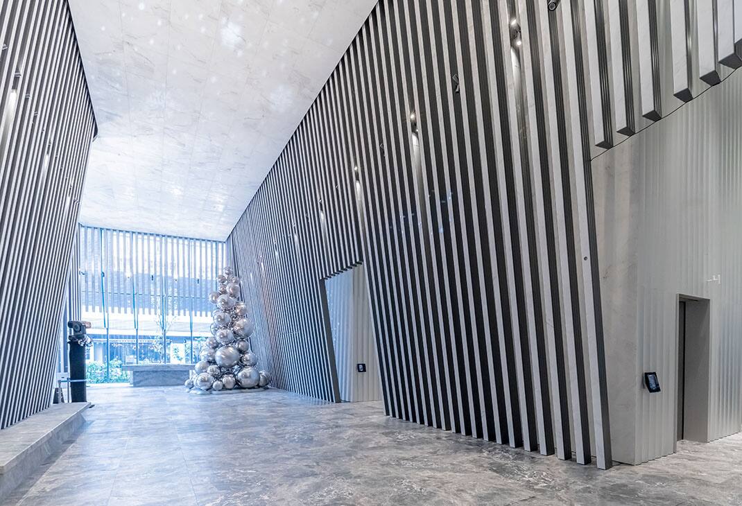 img_FTLife-Tower-1070x730-4